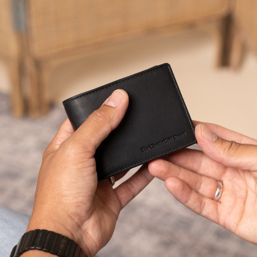Marvin Full-Grain Leather Wallet მამაკაცის