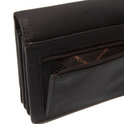 
Solid Antique Brass Hardware & Heavy-Duty Dual Zipper Detail on Salzburg ტყავის საფულე