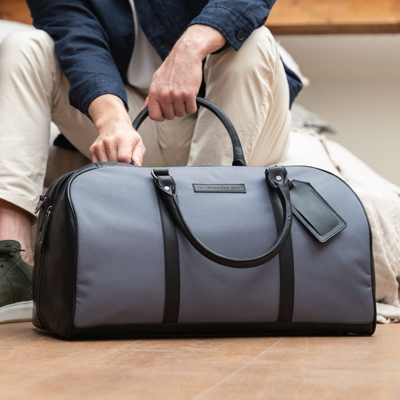 Tornio Full-Grain Leather Weekender Bag ქალის