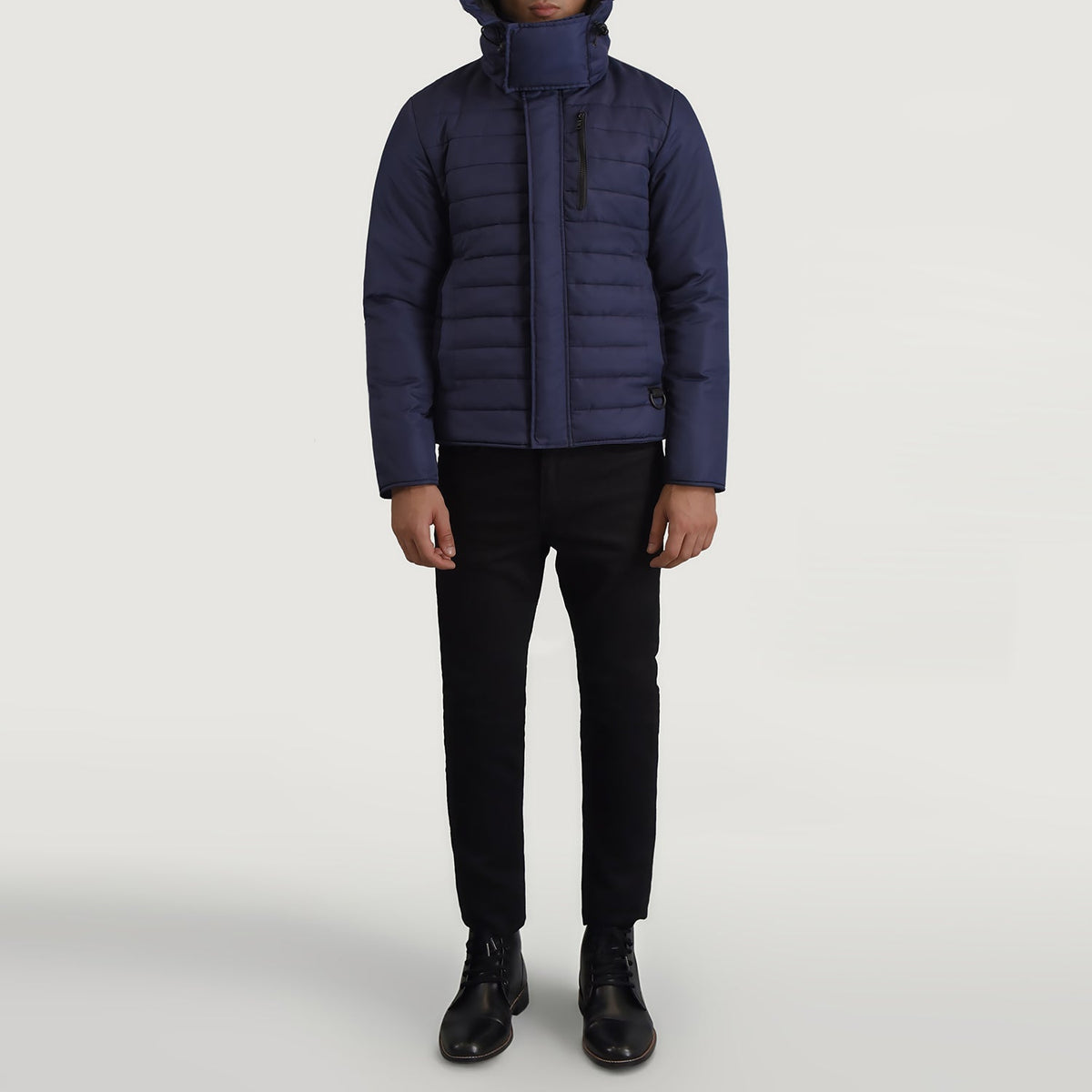 
Malcolm ლურჯი Hooded Puffer ტყავის ქურთუკი მამაკაცის - გვერდითი პროფილი ერგონომიული სახელოს ჭრით