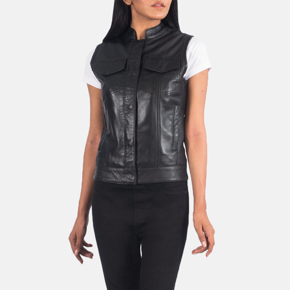 
ახლო ხედი of Band & Zipper Hardware on Rayne Moto შავი ტყავის ჟილეტი ქალის