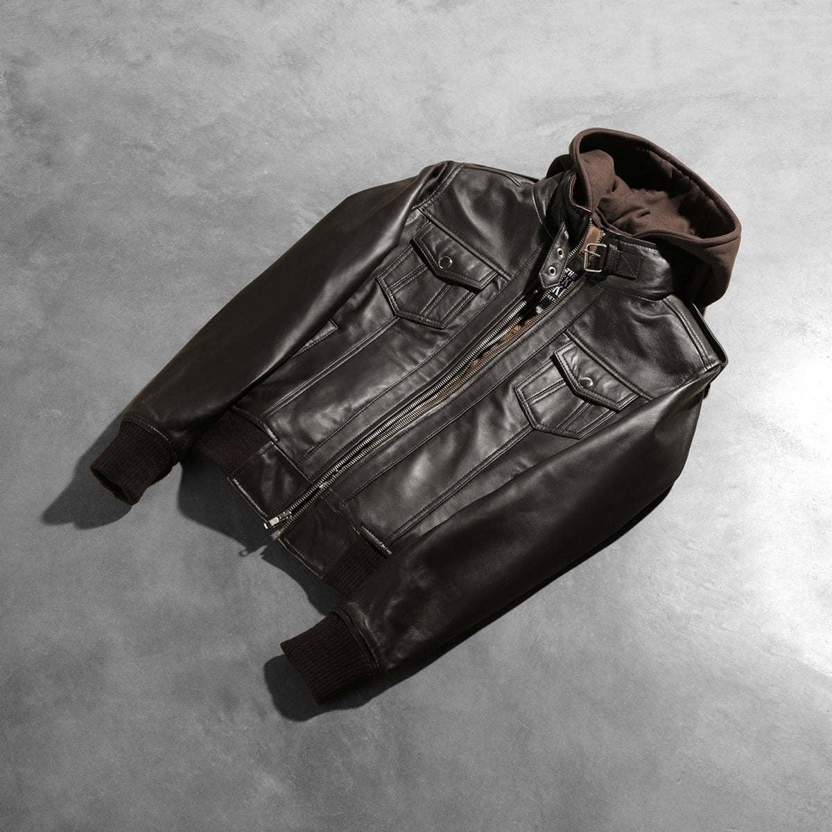
Roslyn Hooded ტყავის ბომბერი ქალის - Natural Daylight Drape