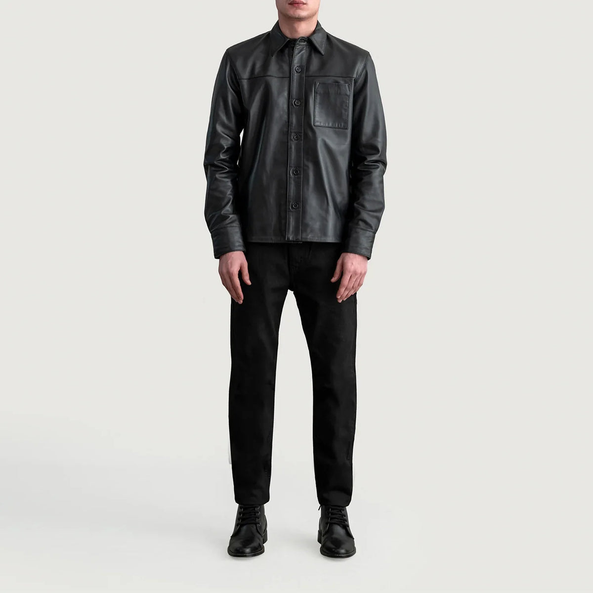 
ახლო ხედი of Shirt & Buttons Hardware on Scout შავი Leather Shirt მამაკაცის