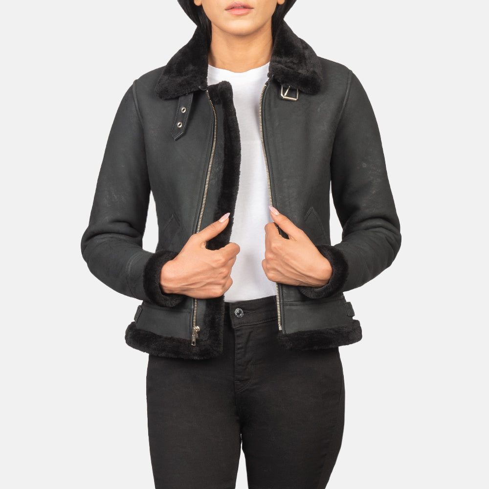 
Sherilyn B-3 Distressed Black Leather Bomber Jacket in Distressed Black Sheepskin Snuffed - წინა ხედი და მორგებული სილუეტი | შეიძინეთ ონლაინ