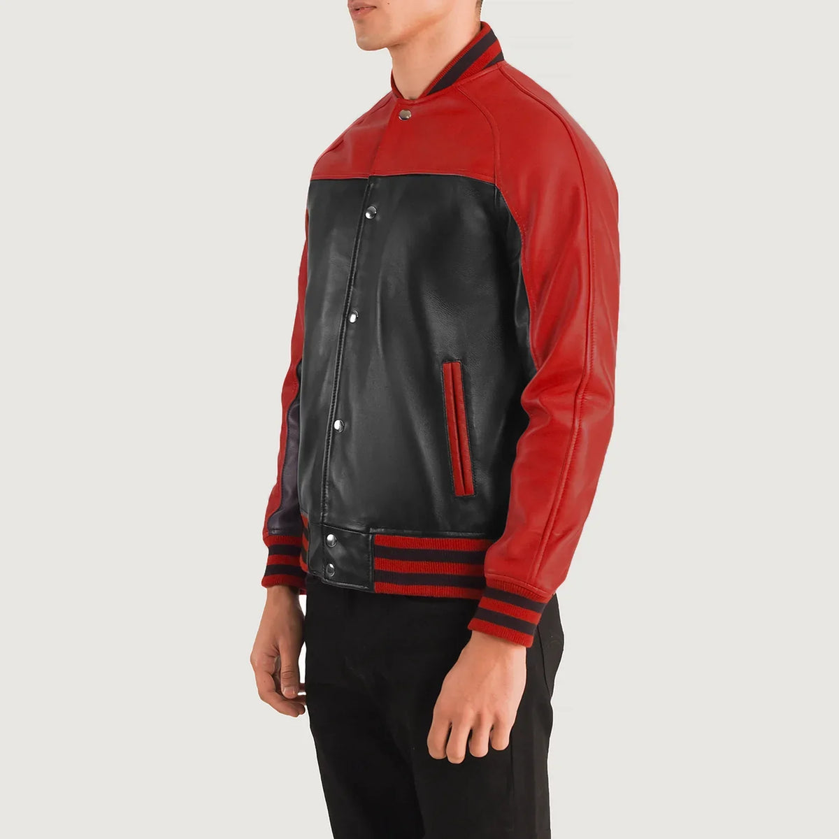 
Terrance შავი Varsity ტყავის ქურთუკი მამაკაცის - Natural Daylight Drape