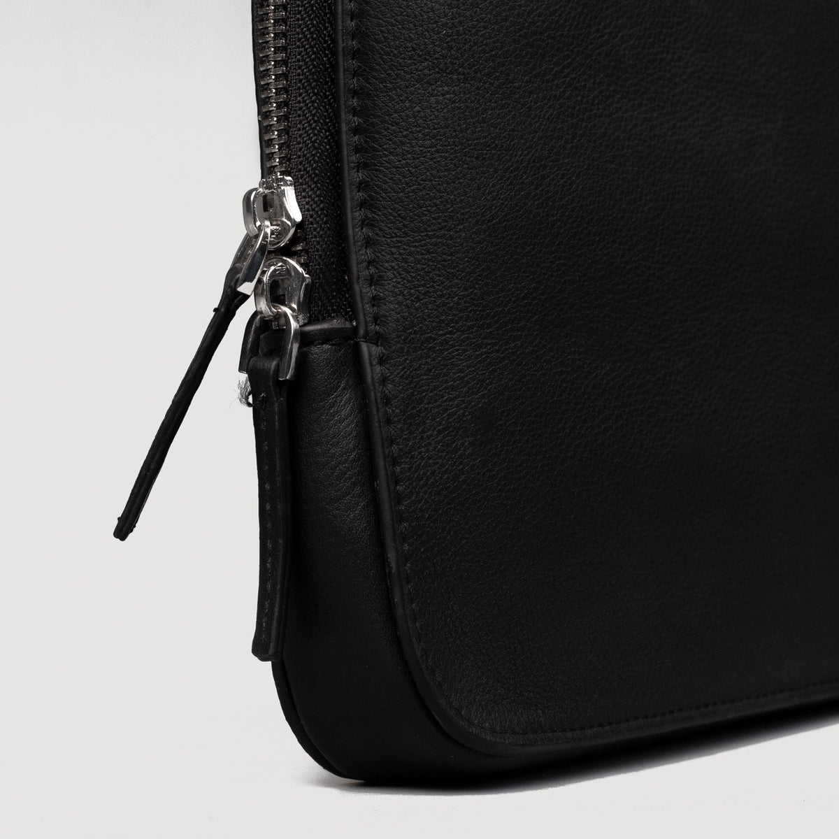 
The Baxter Leather Laptop Sleeve ქალის ქალის – alternate product view 6
