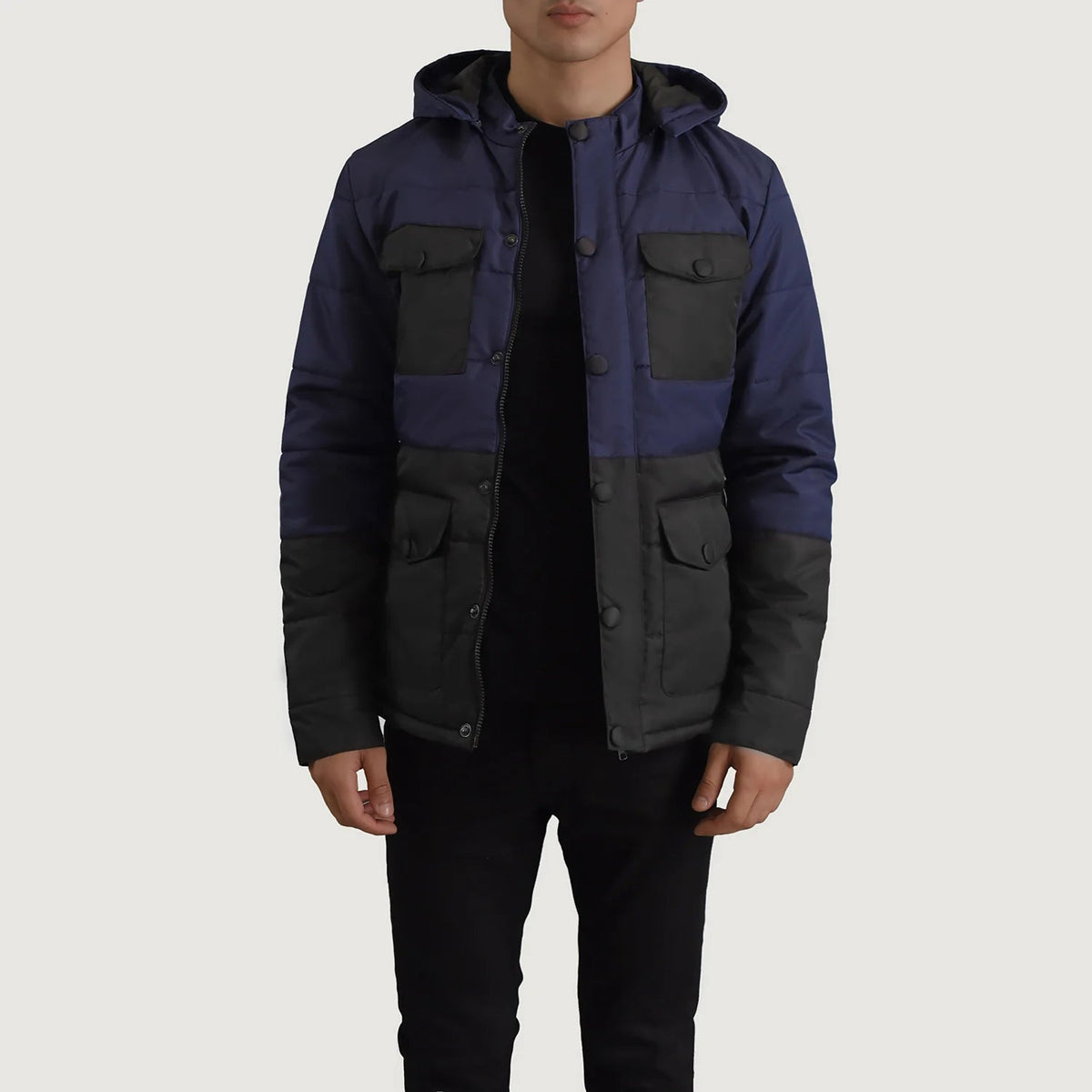 
Wayne შავი & ლურჯი Hooded Puffer ტყავის ქურთუკი მამაკაცის in Black + Blue Full-Grain Leather - წინა ხედი და მორგებული სილუეტი | შეიძინეთ ონლაინ