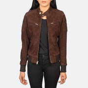 
Zenna Mocha Suede Bomber Jacket in Brown Goat Suede - წინა ხედი და მორგებული სილუეტი | შეიძინეთ ონლაინ
